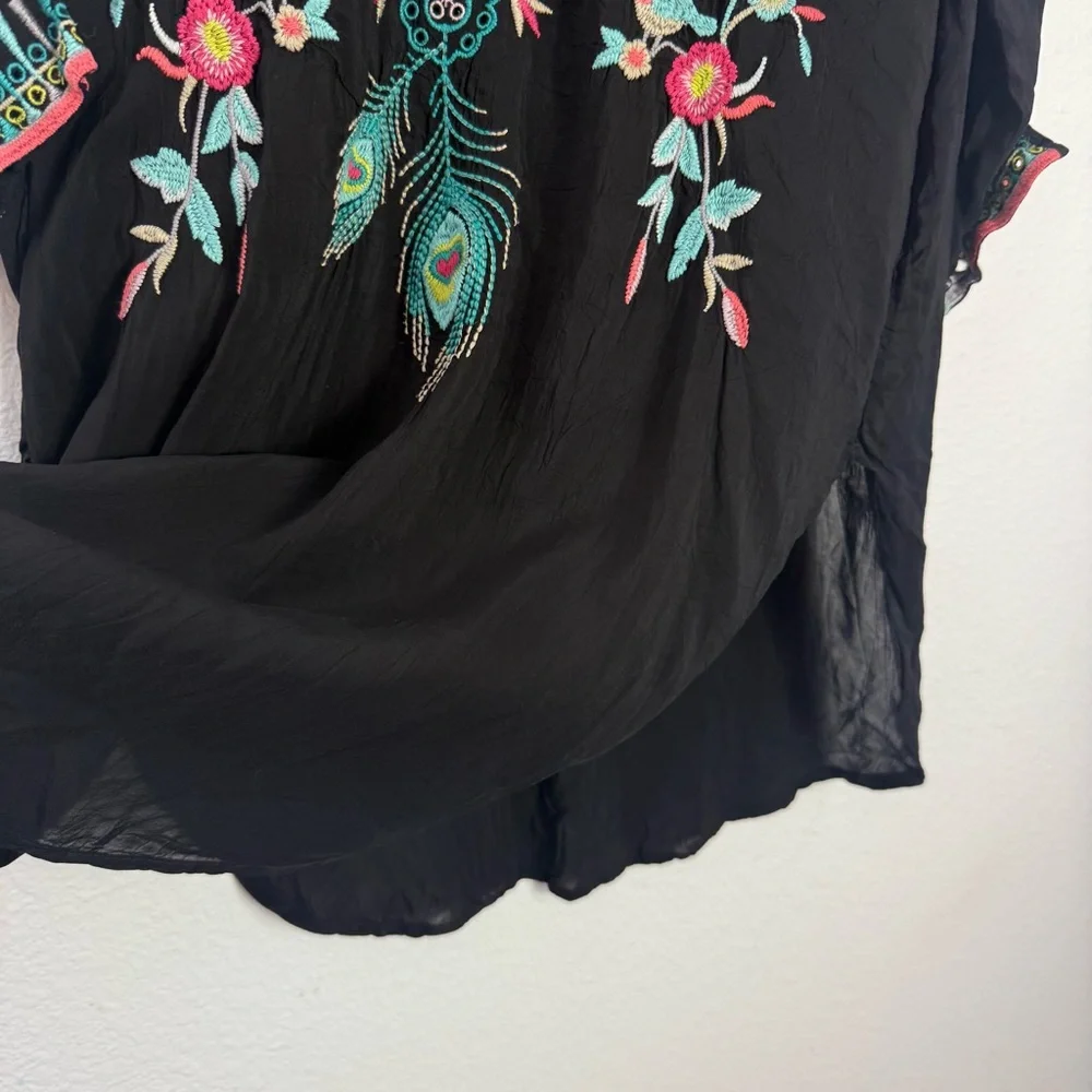 Johnny Was | Zivelly Tunic in Black Medium - Picture 6 of 8